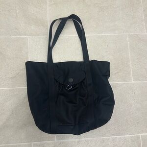 Lululemon tote bag